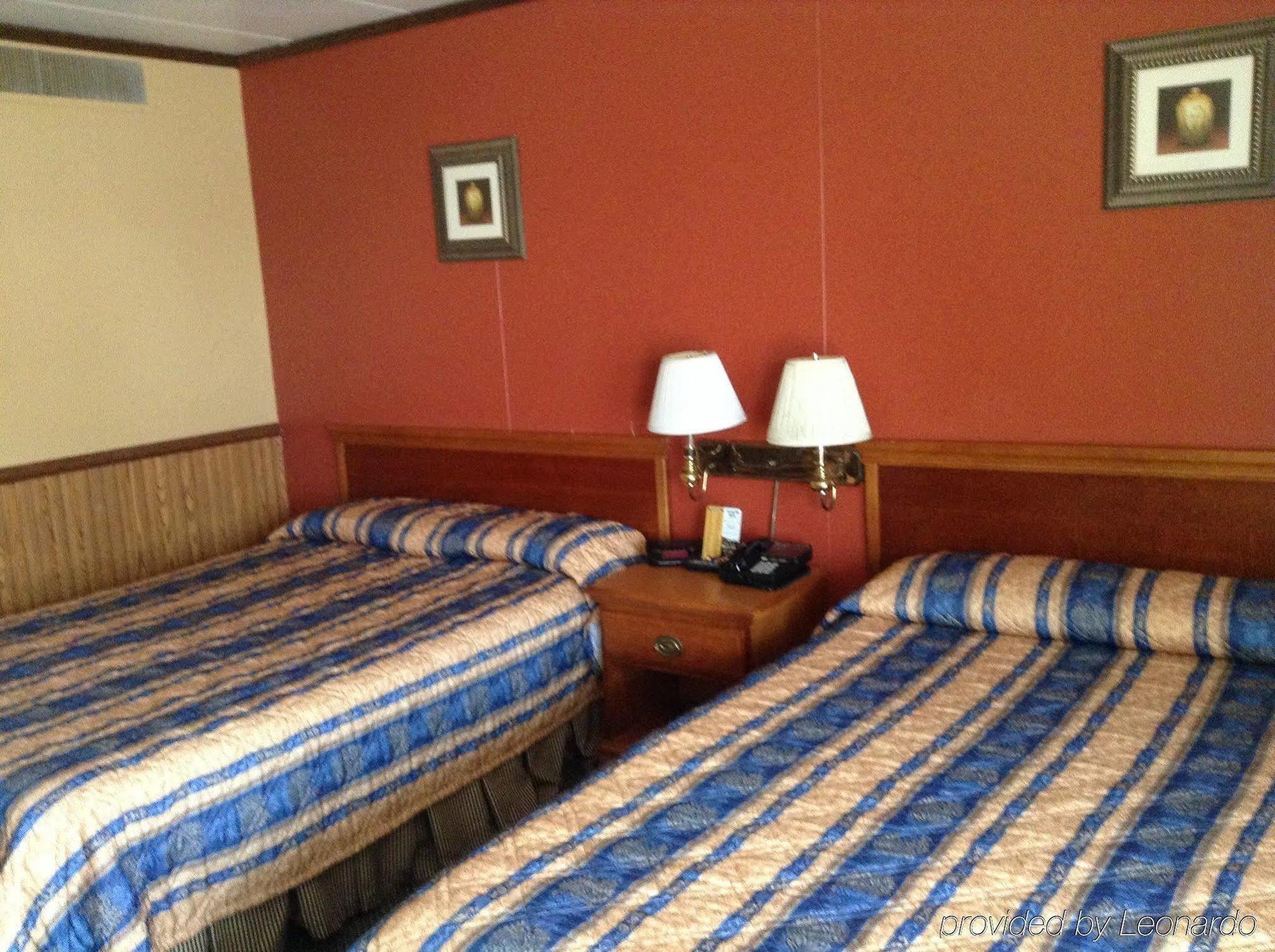 Village Inn Motel - Berrien Springs Εξωτερικό φωτογραφία
